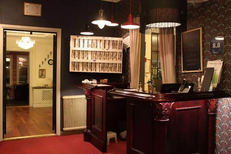 Park Hotel Linköping Fawlty Towers