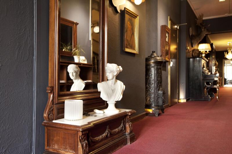 Park Hotel Linköping Fawlty Towers