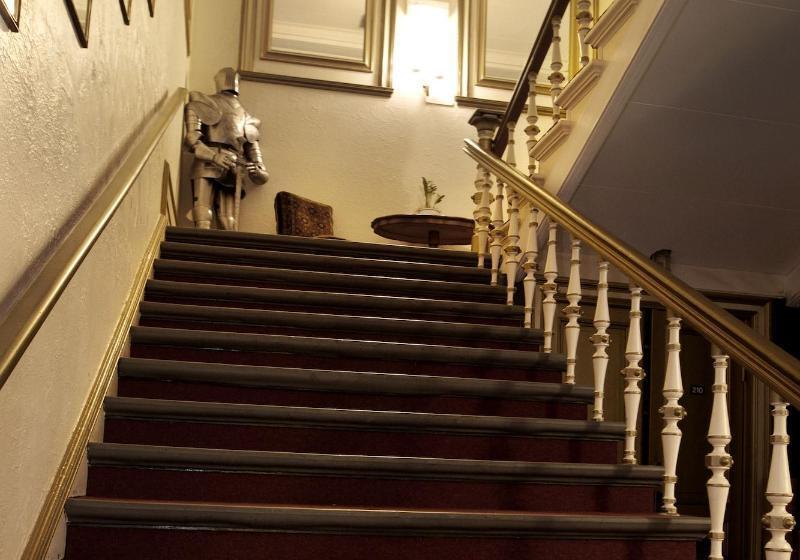 Park Hotel Linköping Fawlty Towers