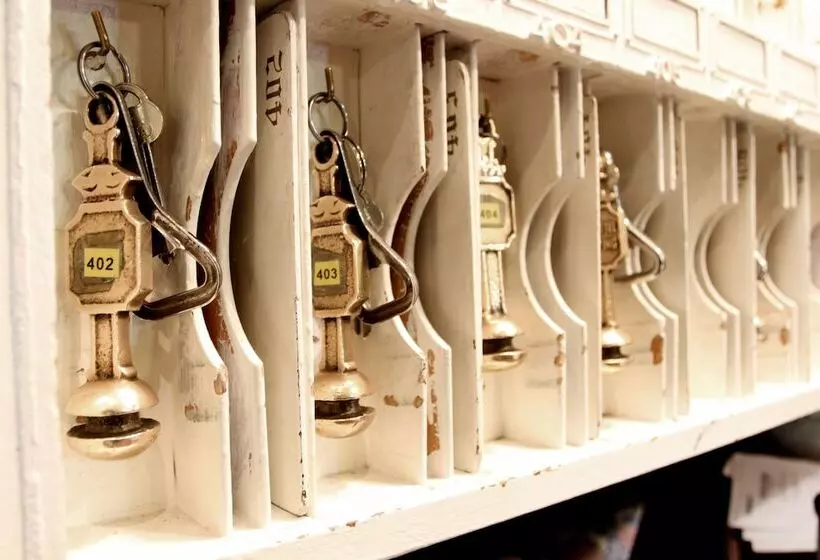 Park Hotel Linköping Fawlty Towers