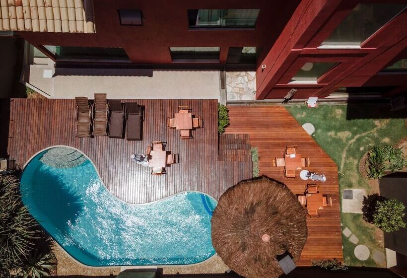 Отель Pier Beach Club