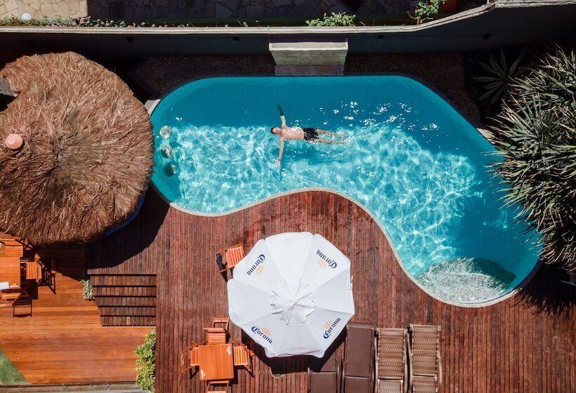 Отель Pier Beach Club