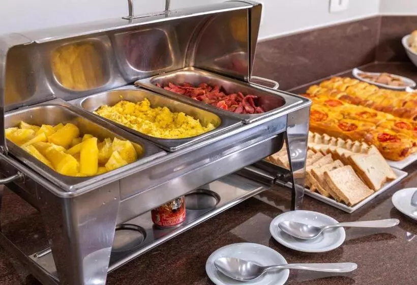 בית מלון כפרי Quinta Do Sol Praia