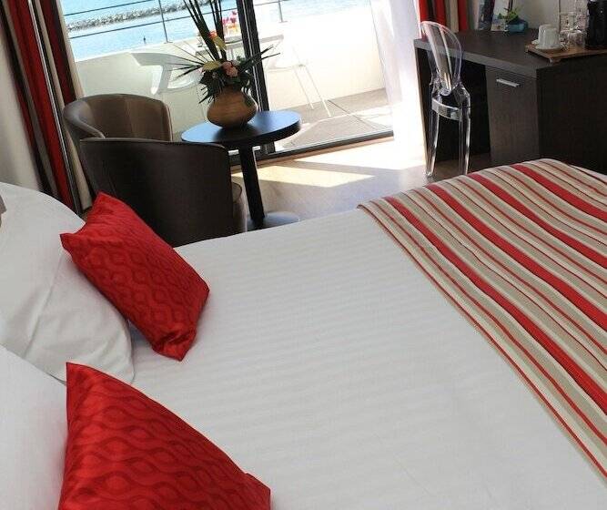 هتل Restaurant Splendid Camargue