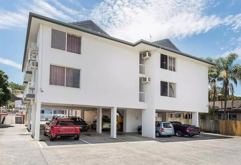 酒店 Sunshine Beach Resort