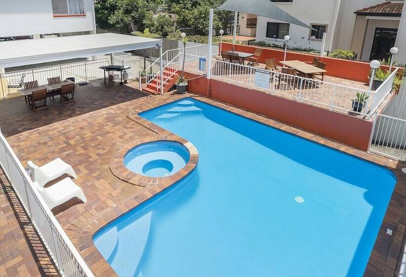 酒店 Sunshine Beach Resort