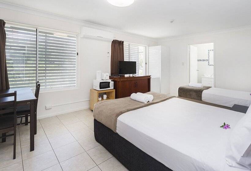 酒店 Sunshine Beach Resort