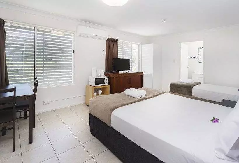 酒店 Sunshine Beach Resort