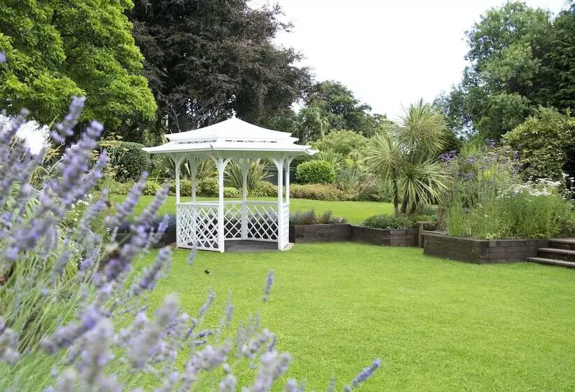 Tlh Toorak Hotel Tlh Leisure, Entertainment And Spa Resort