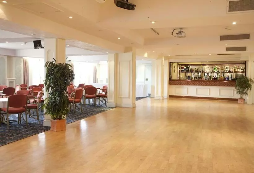 Tlh Toorak Hotel Tlh Leisure, Entertainment And Spa Resort