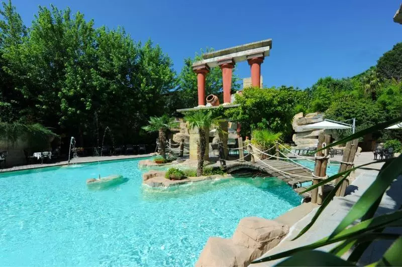 Отель Vier Jahreszeiten