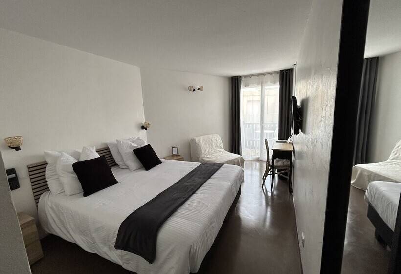 Logis Hotel De La Clape