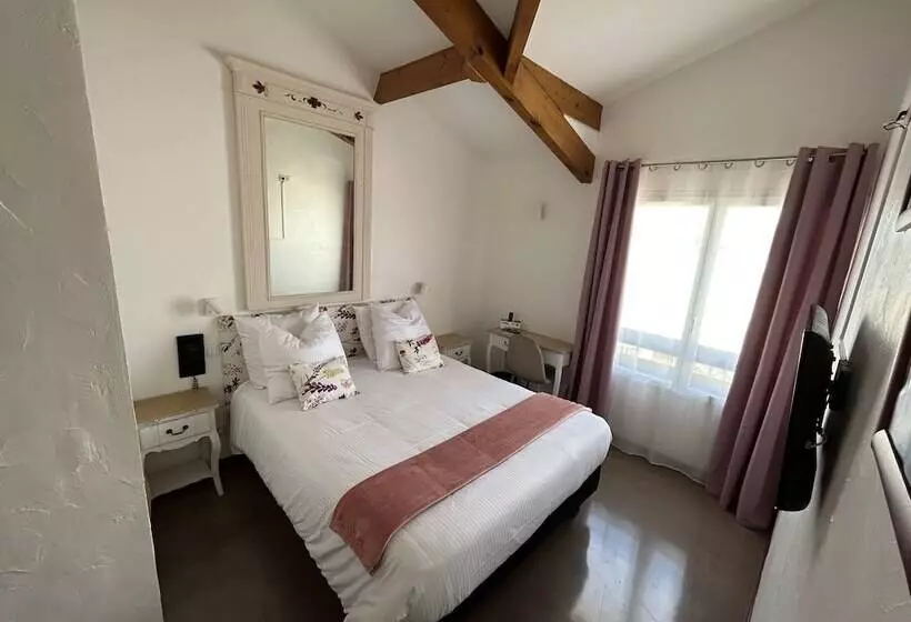 Logis Hotel De La Clape