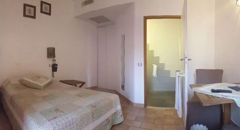 Logis Hotel De La Clape