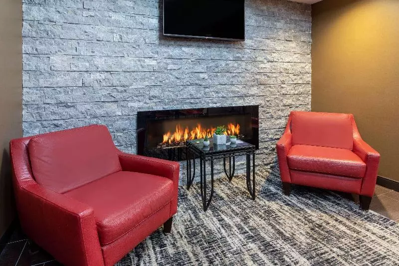 Microtel Inn & Suites By Wyndham Timmins