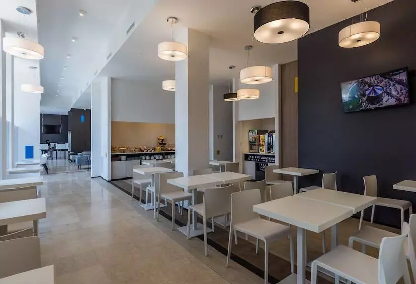 مُتل B&b Hotel Savona