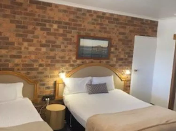 汽车旅馆  Kinross Inn