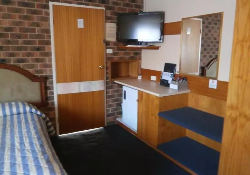 汽车旅馆  Kinross Inn