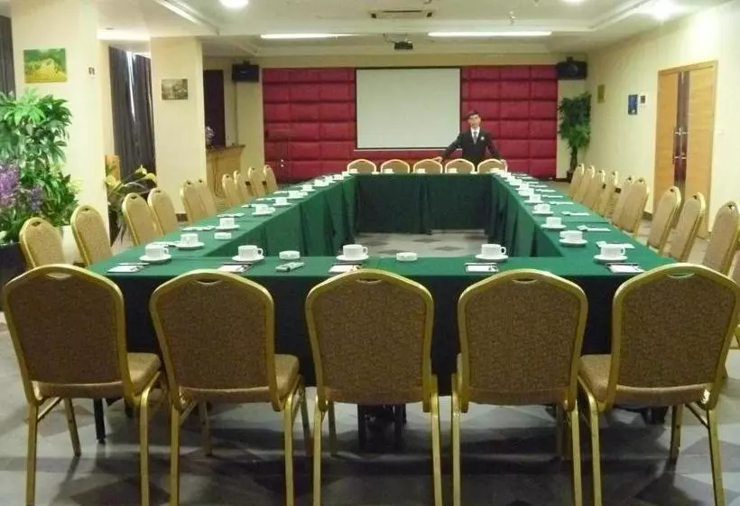 Hotel Vienna Shengping