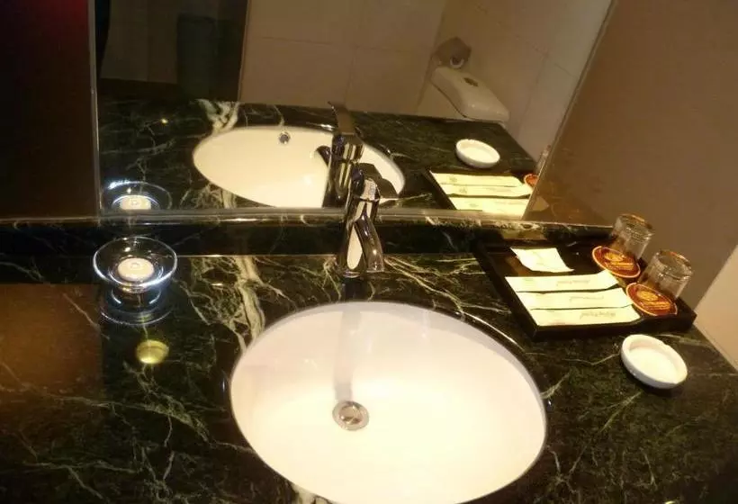 Hotel Vienna Shengping