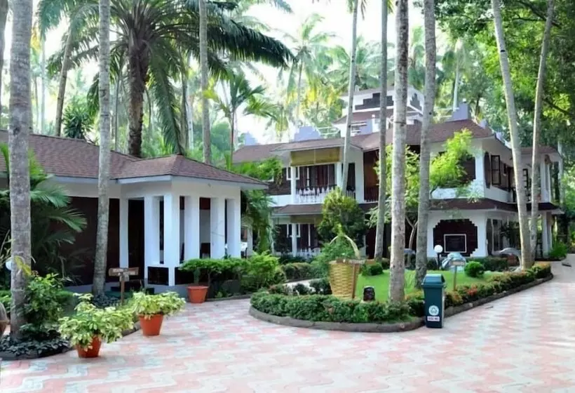 هتل Akhil Beach Resort