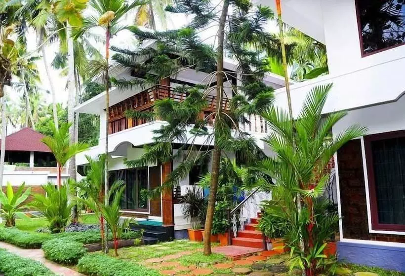 هتل Akhil Beach Resort