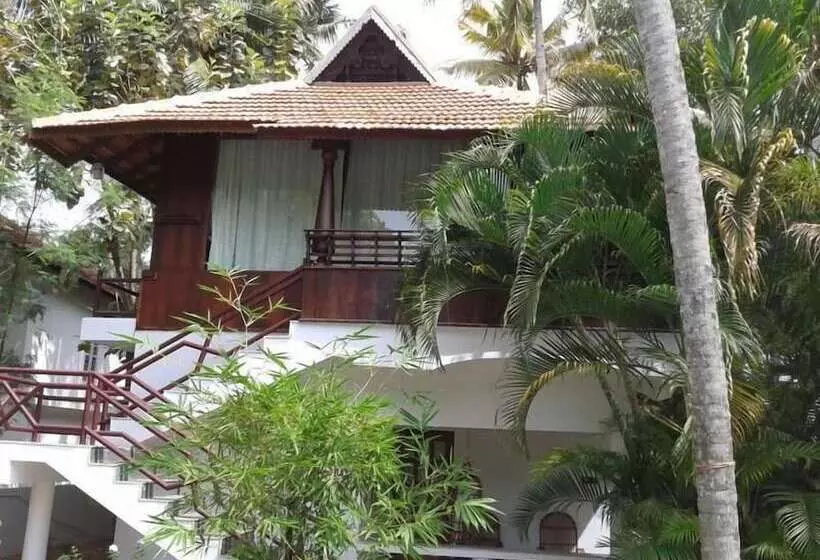 هتل Akhil Beach Resort