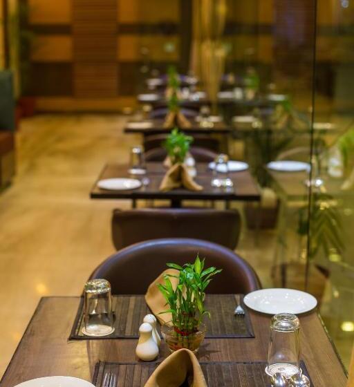 ホテル Amantra Comfort