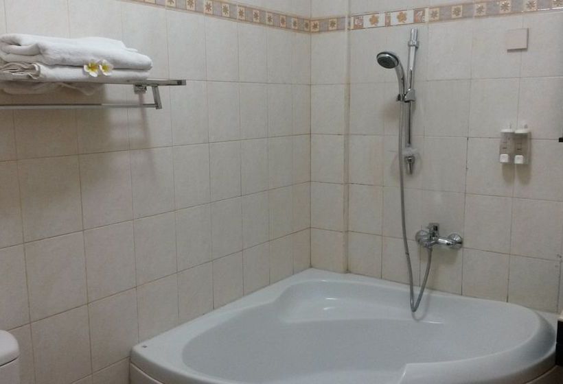 Отель Blue Hill Dive Resort Tulamben