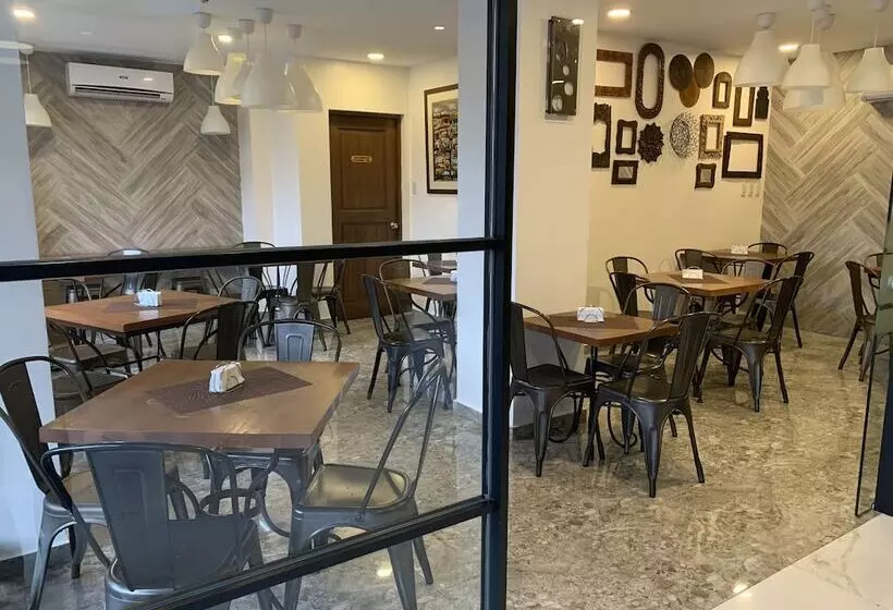 Cebu R Hotel Capitol