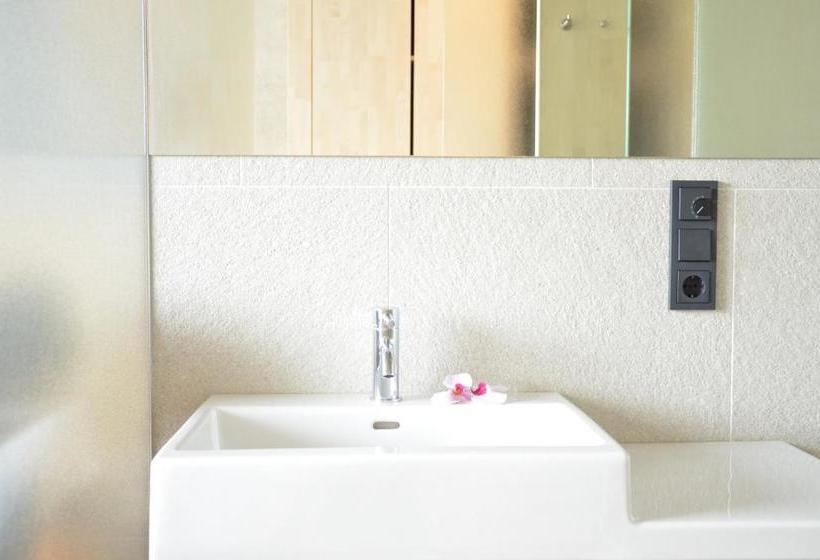 هتل De L'ecluse Superior