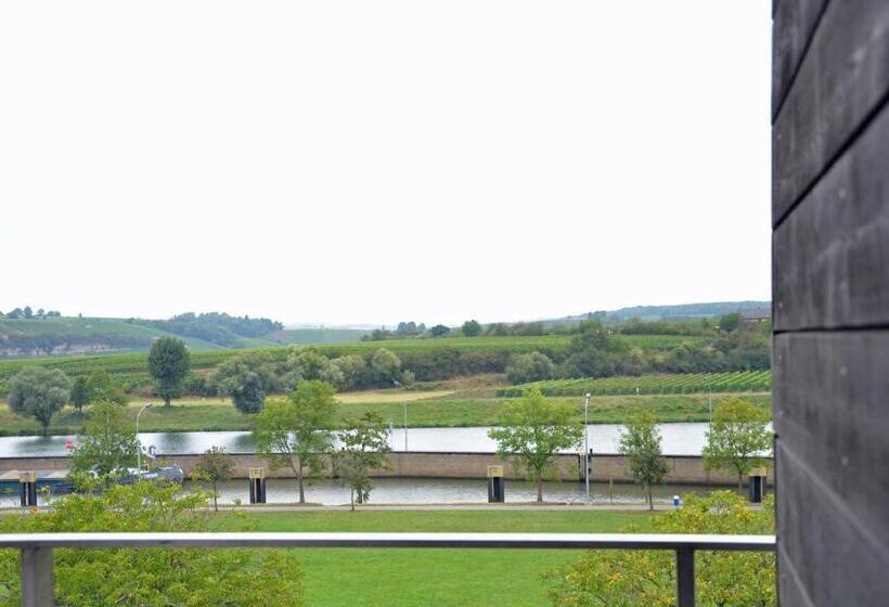 هتل De L'ecluse Superior