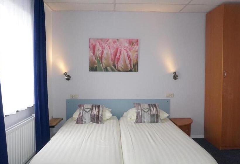 فندق De Wilde Kriek   Before De Karsteboom