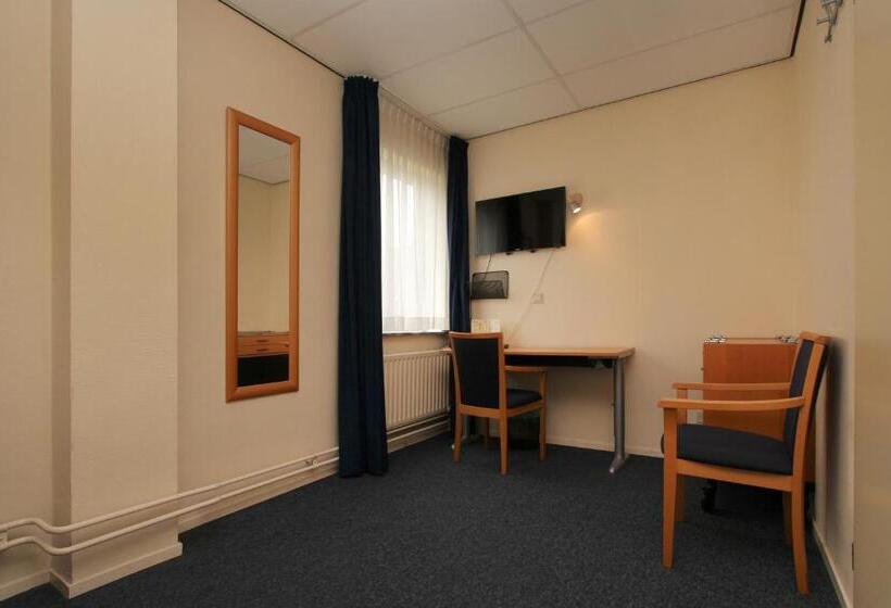 فندق De Wilde Kriek   Before De Karsteboom