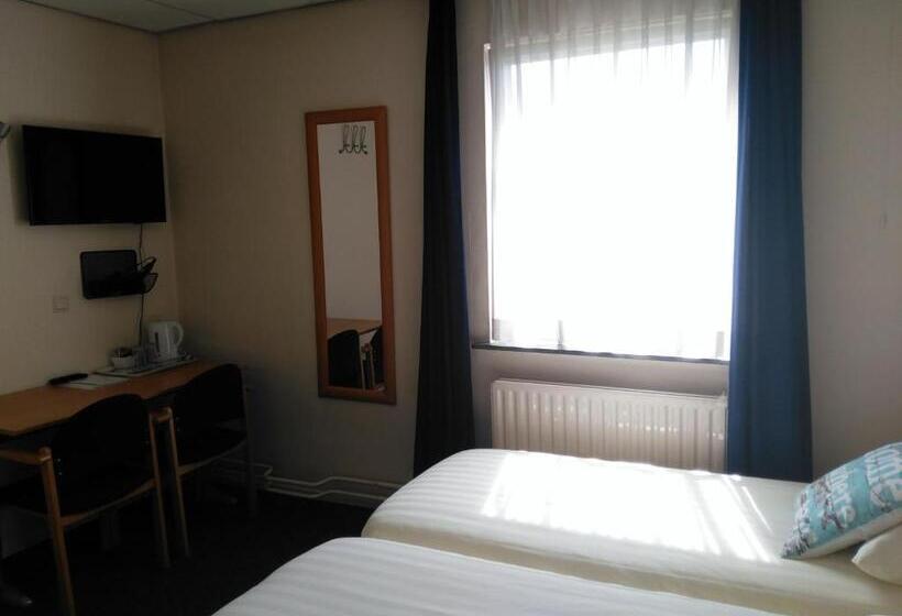 فندق De Wilde Kriek   Before De Karsteboom