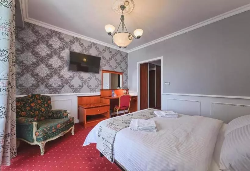 בית מלון כפרי Grand Częstochowa