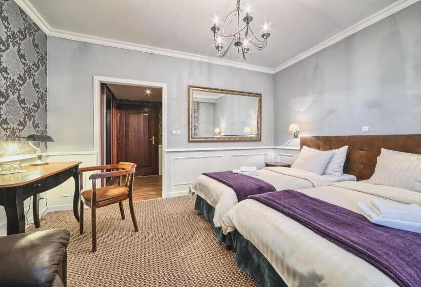 בית מלון כפרי Grand Częstochowa