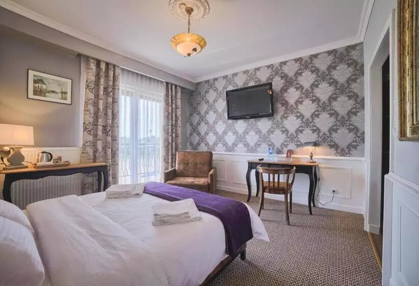 בית מלון כפרי Grand Częstochowa