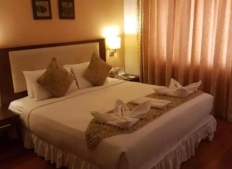 酒店 Grand Gardenia