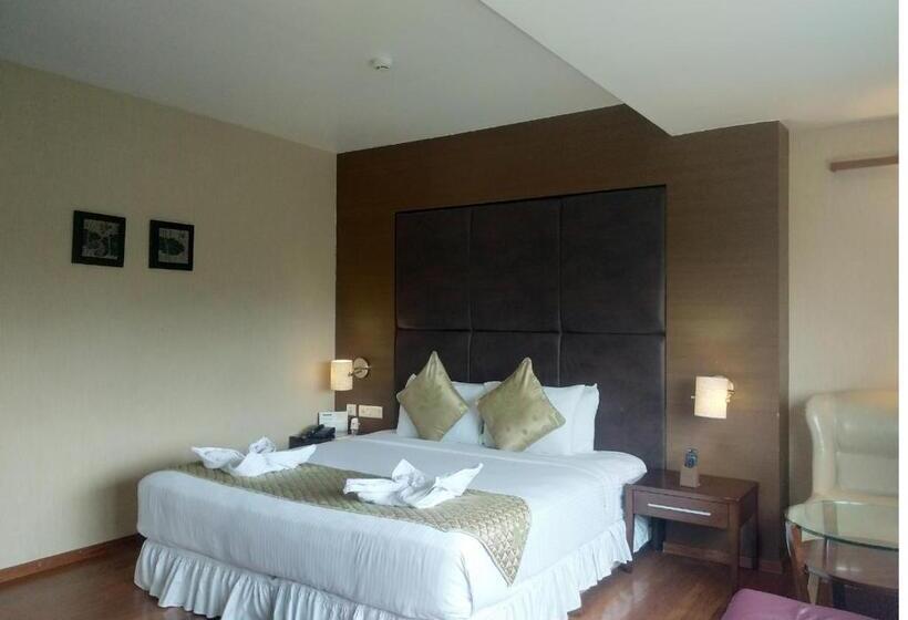 호텔 Grand Gardenia