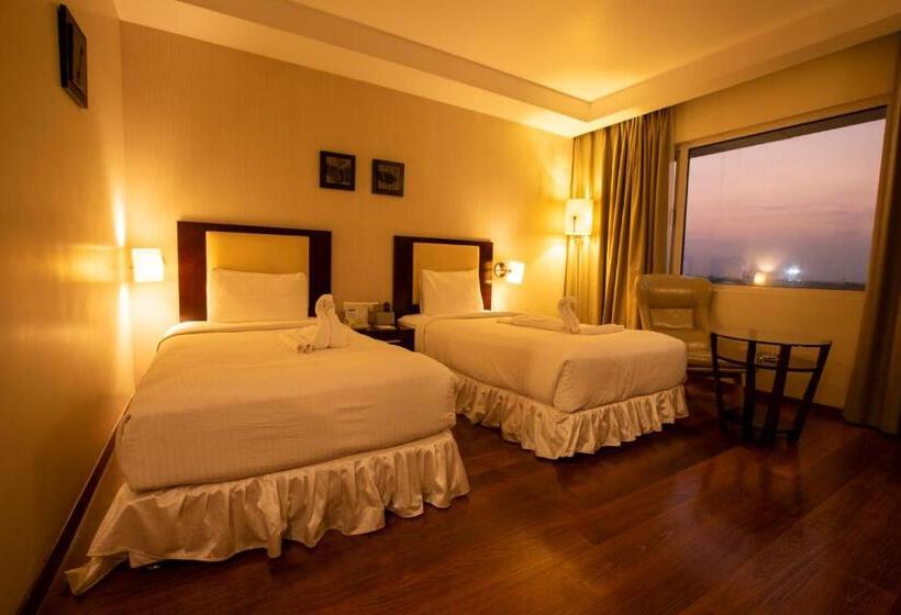 호텔 Grand Gardenia