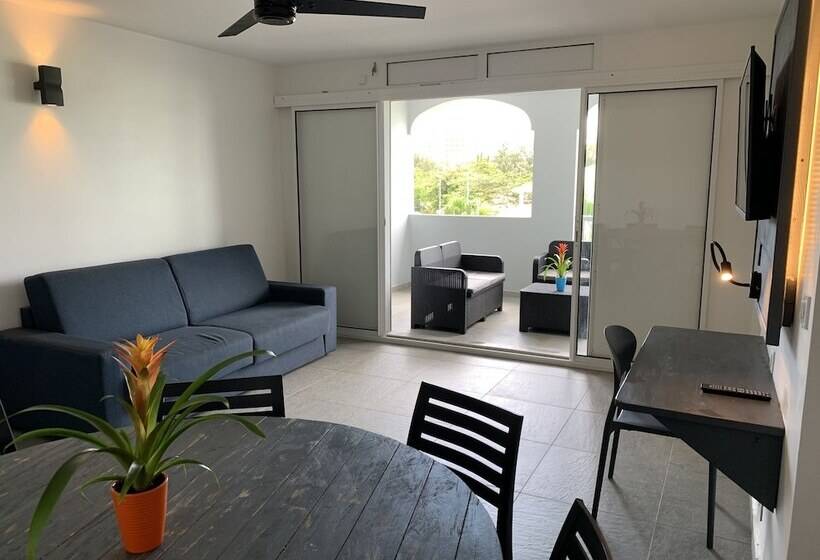 هتل Karaibes Residence