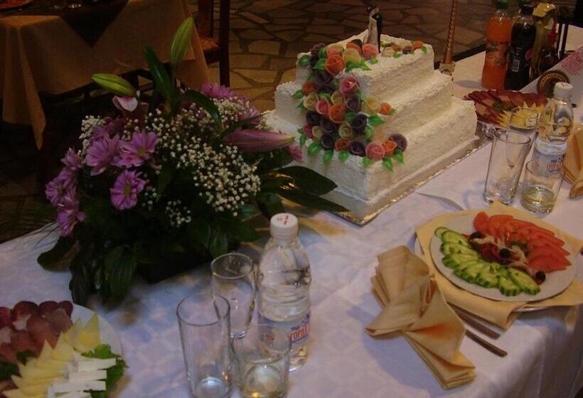 בית מלון כפרי Kestenite Family