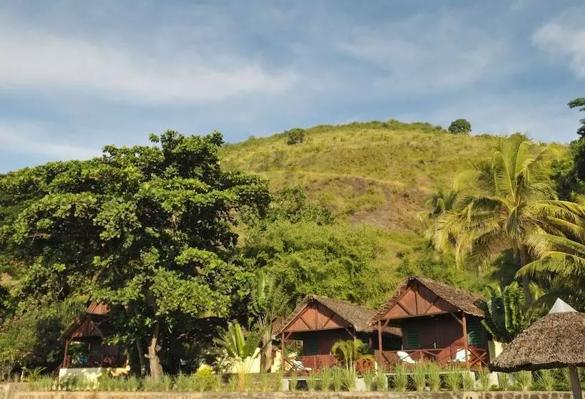 هتل L Heure Bleue