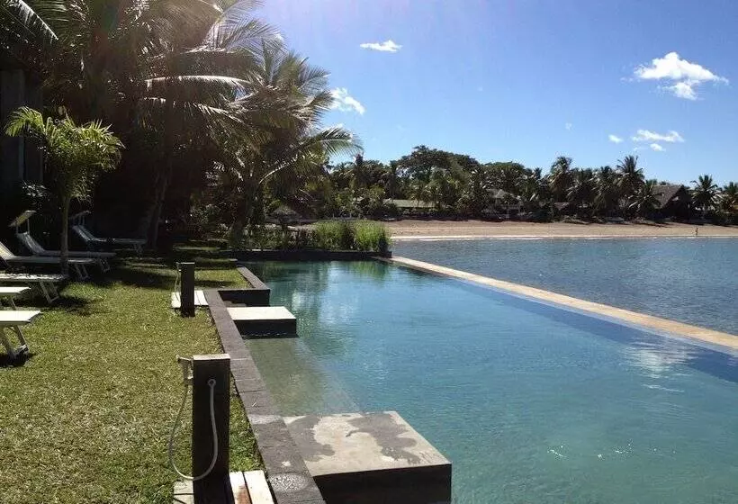 هتل L Heure Bleue