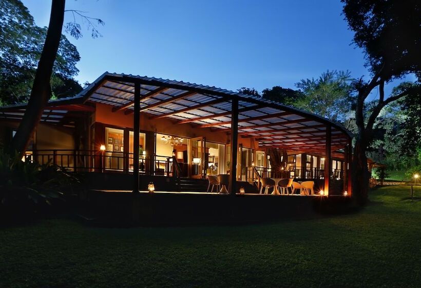 호텔 Lake Duluti Lodge