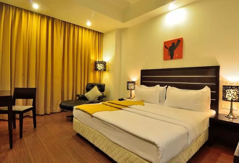 Hotel Lakshya S