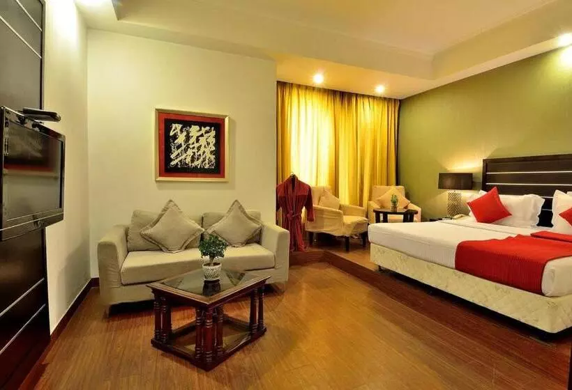 Hotel Lakshya S