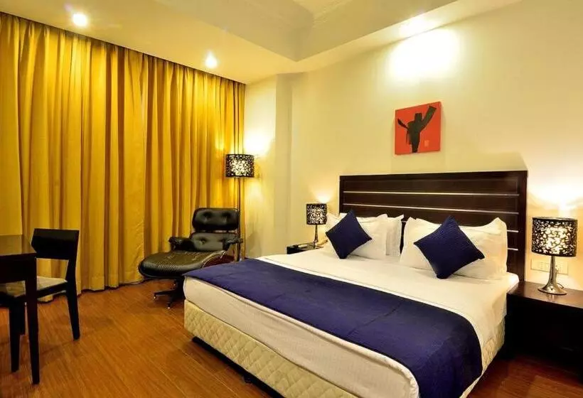 Hotel Lakshya S