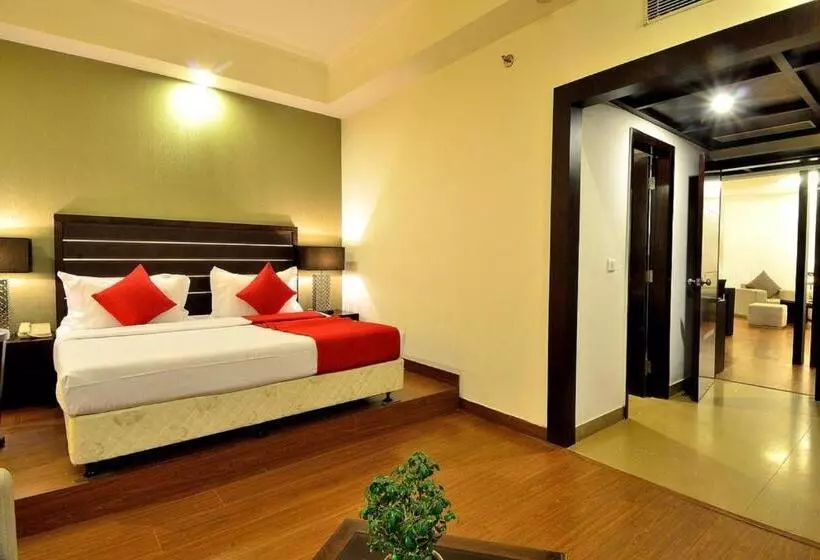 Hotel Lakshya S